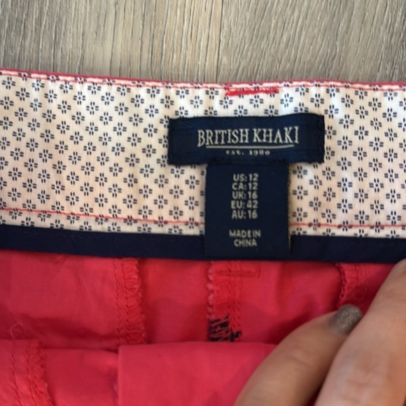 🏴 British Khaki Pink Bermudas Vibrant Summer Style size 12 - Picture 5 of 8